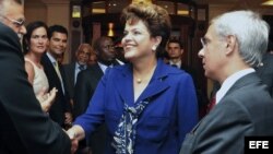 La presidenta de Brasil, Dilma Rousseff, hizo una visita oficial a Mozambique en octubre de 2011.