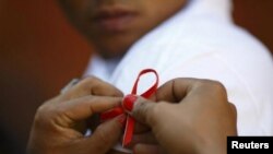 En Estados Unidos uno de cada siete personas con VIH no sabe que tiene el virus.