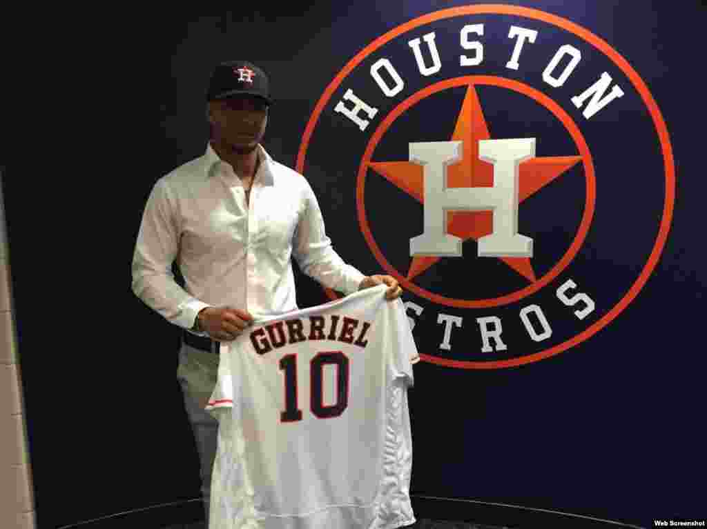 Yulieski "Yuli" Gurriel, primera base de los Astros de Houston. 