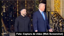 El presidente de Estados Unidos, Donald Trump, junto a Zelensky en Mar-a-Lago
