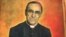 Imagen de Monseñor Oscar Arnulfo Romero que se haya frente a su tumba, en San Salvador. ( MARLON GOMEZ / AFP)