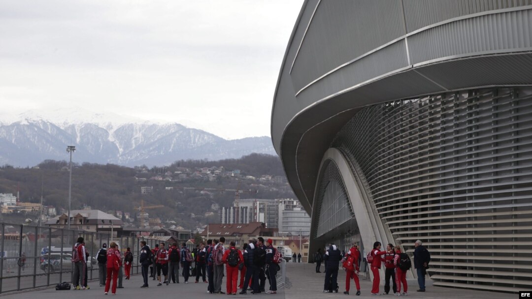 Adler Arena Speed Skating Center en el Parque Olímpico en Sochi (Rusia). 