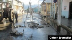 Calle Maceo esquina Manuel Herrada, Vueltas