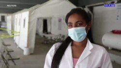 Dra. cubana vuelve a vestir la bata blanca en Ciudad Juárez, para asistir a migrantes