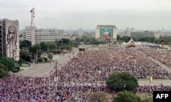 Misa en la Plaza de la Revolución el 25 de enero de 1998.