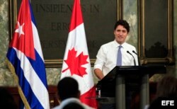 Trudeau ofrece una conferencia en el Aula Magna de la Universidad de La Habana