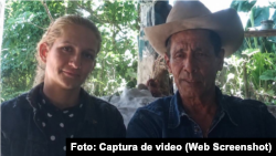 Campesino cubano Andrés Manuel Sosa Ramírez y su hija