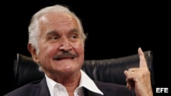 El escritor mexicano Carlos Fuentes. 