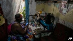 La crisis habitacional es uno de los principales problemas que afronta la sociedad cubana / Foto: Ramon Espinosa (AP)