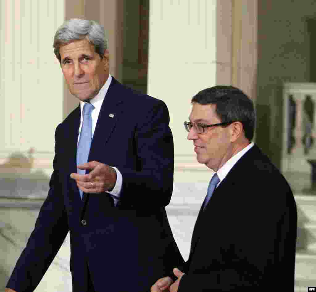 John Kerry y Bruno Rodríguez, en La Habana.