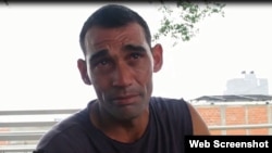 Gilberl Gilberl González, de 34 años, varado en Colombia.