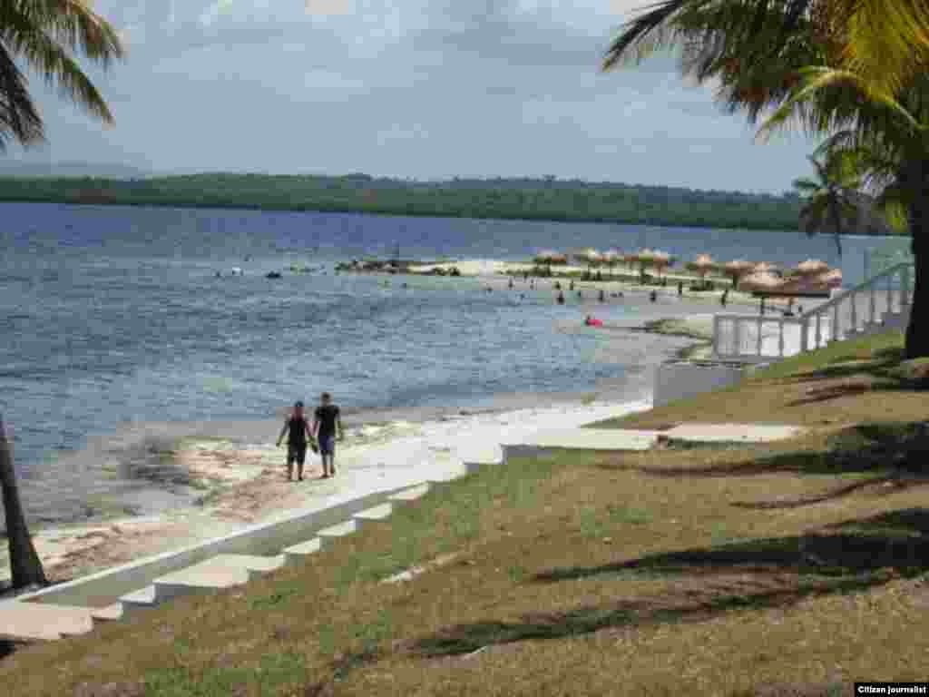 Reporta Cuba playa de Caibarién foto cristianosxcuba