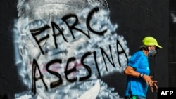 Grafitti anti FARC en muros de Bogotá, Colombia