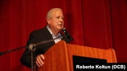 Presentación en el Teatro Manuel Artime de la serie de documentales “Cuba 60 años”