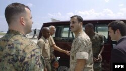  El cabo Wassef Ali Hassoun, al centro.