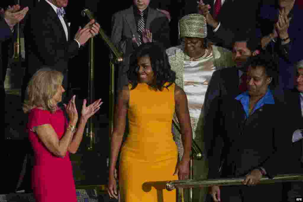 La primera dama de Estados Unidos, Michelle Obama, es vista hoy, martes 12 de enero de 2016, momentos antes del discurso del Estado de la Unión en el Capitolio en Washington. EFE
