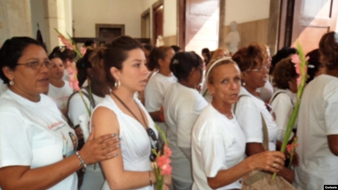 Damas de Blanco 