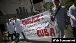 Médicos venezolanos protestan contra Chávez