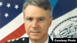El comisionado adjunto de la policía de New York Rafael Pineiro 