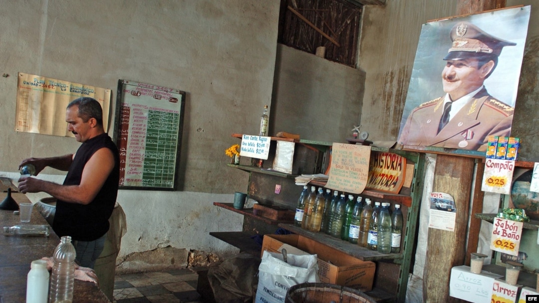 En una bodega de La Habana (Cuba). 