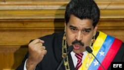 El presidente venezolano Nicolás Maduro ofrece un discurso el 10 de marzo de 2015, en la Asamblea Nacional (AN, Parlamento), en Caracas.