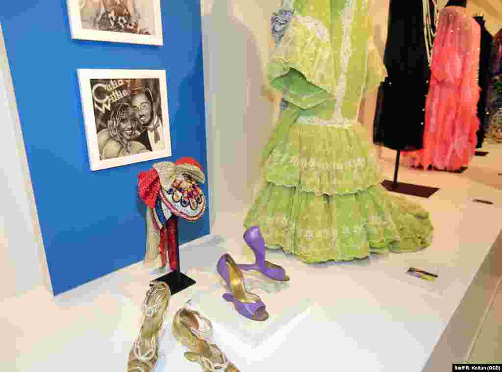 Fotografías, videos y artículos de la colección personal de Celia se muestran en la exposición Por siempre Celia (Forever Celia) en el Museo de la Diáspora Cubana. Foto: OCB Roberto Koltun Staff.