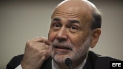 Bernanke dijo que la economía estadounidense crecerá entre el 2,2 y 2,8 por ciento en 2013, cifras menores a lo previsto a principio de año.