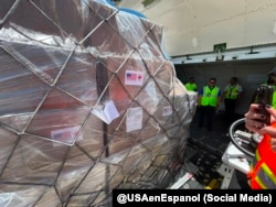 Un lote con parte de la asistencia humanitaria de EEUU que será entregada al pueblo de Cuba.
