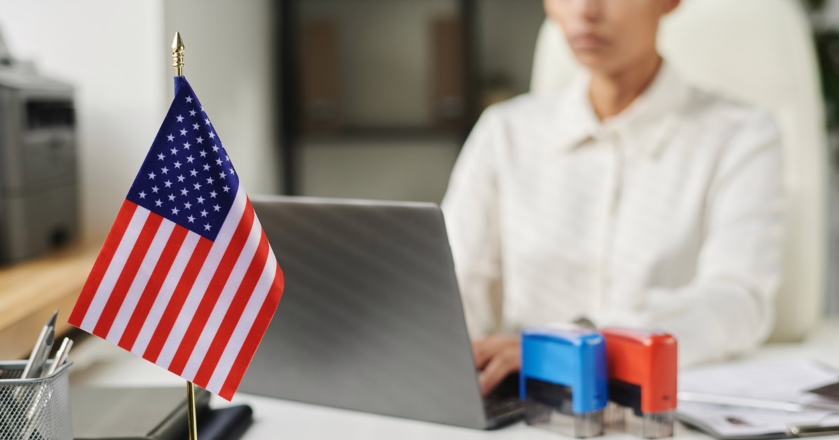 EE.UU. Hace Permanente el Programa de Fianzas de Visa, Beneficiando a Inmigrantes