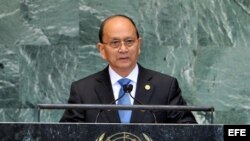 El presidente de Myanmar, Thein Sein, pronuncia un discurso durante la 67 sesión de la Asamblea General de la ONU en Nueva York, EEUU, el 27 de septiembre de 2012. 