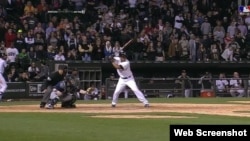 Abreu conectó un jonrón con las bases llenas en la novena entrada contra los Rays, el 25 de abril de 2014, para ganar el juego 9x6.