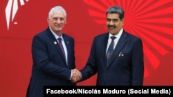 Miguel Díaz-Canel junto al depuesto dictador venezolano Nicolás Maduro.