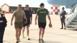 El secretario de Guerra de EEUU, Pete Hegseth, llega a la Base Naval de Guantánamo. 