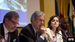 Debate de periodistas durante la reunión en Cádiz.