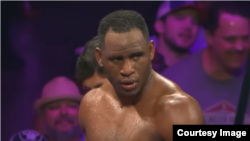 Captura de video de una pelea del peso completo cubano Frank Sánchez Faure. 