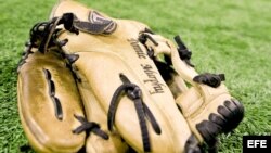 Imagen de un guante de béisbol