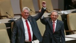 Díaz Canel, "elegido democráticamente por Raúl Castro", señalan opositores
