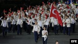 Archivo - La delegación de Turquía a los Juegos Olímpicos Londres 2012 en el Estadio Olímpico en Londres, Reino Unido. 