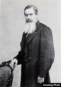 Pedro Santacilia.