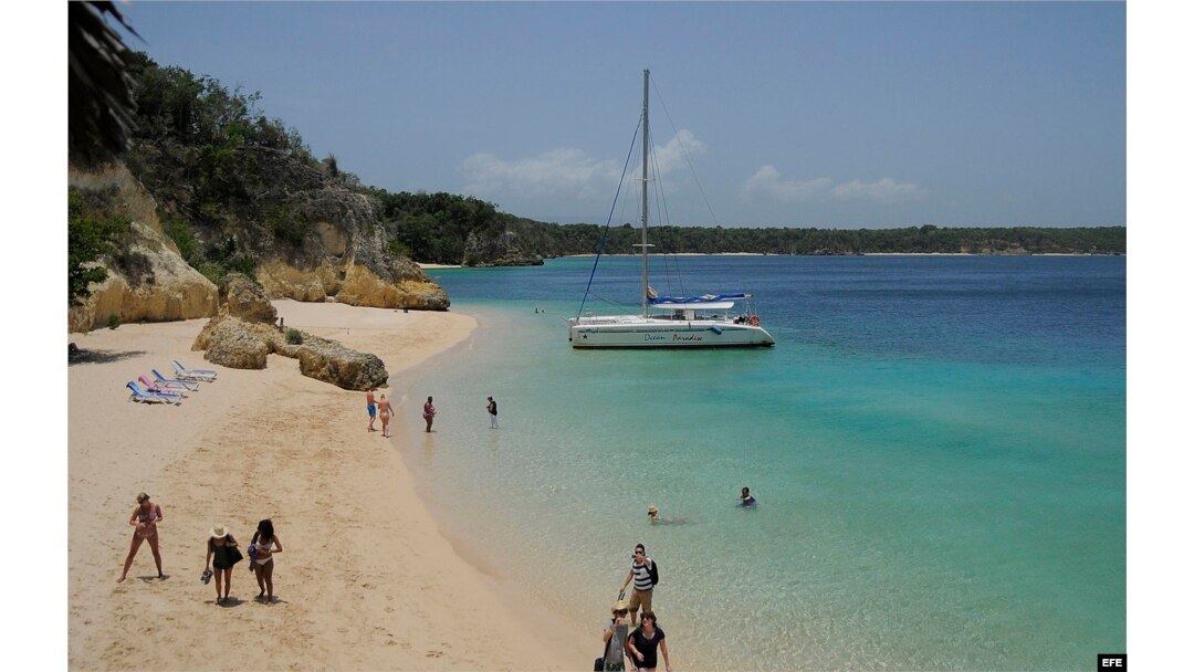 - Fotografía del 18 de junio de 2016 de una playa en Cayo Saetia, en la provincia de Holguin (Cuba).