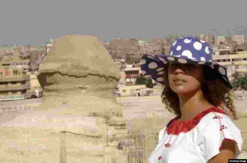 Niurka Seyfert Fernández , una &#39;viajera trotamundos&#39; en Egipto. Foto cortesía de NSF.