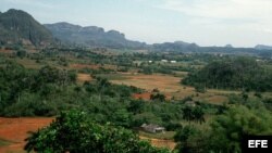 Vista general del Valle de Viñales en el oeste de Cuba.