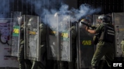 Opositores venezolanos llaman a asumir las protestas en la calle como un deber.