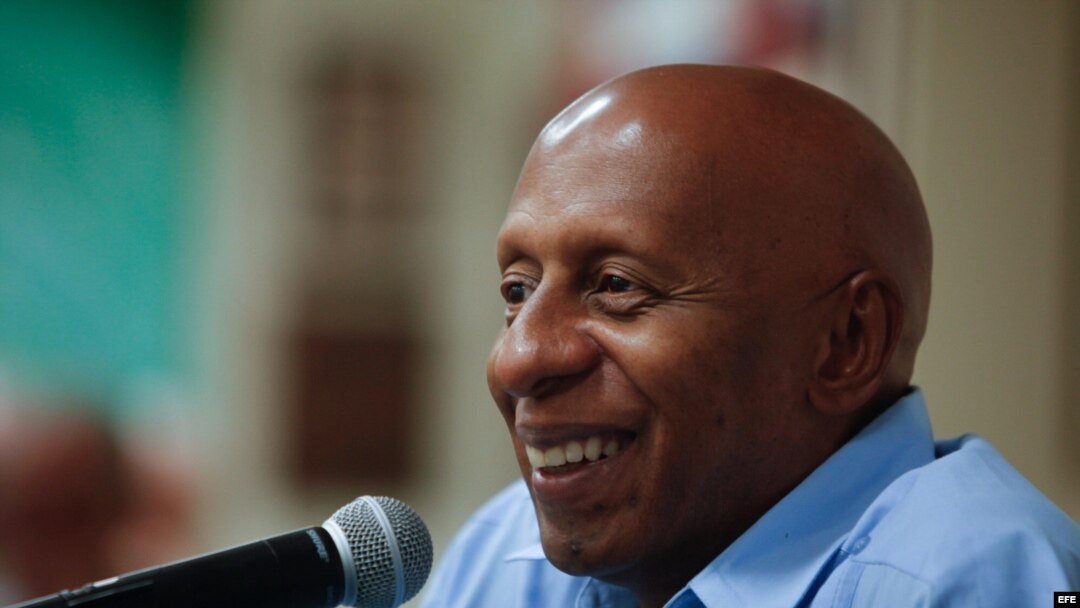 El disidente cubano Guillermo Fariñas participa en el Congreso de la FNCA