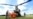 Personal de Protección Civil de Panamá y efectivos del Ejército estadounidense  descargando ayuda humanitaria transportada por un helicóptero Chinook del Comando Sur de EE. UU. en Penonomé, Panamá, el 10 de octubre de 2026.