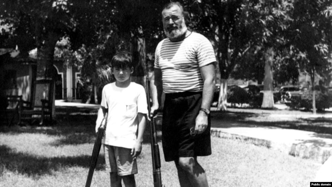 Ernest y Gregory (Gigi) Hemingway en Cuba
