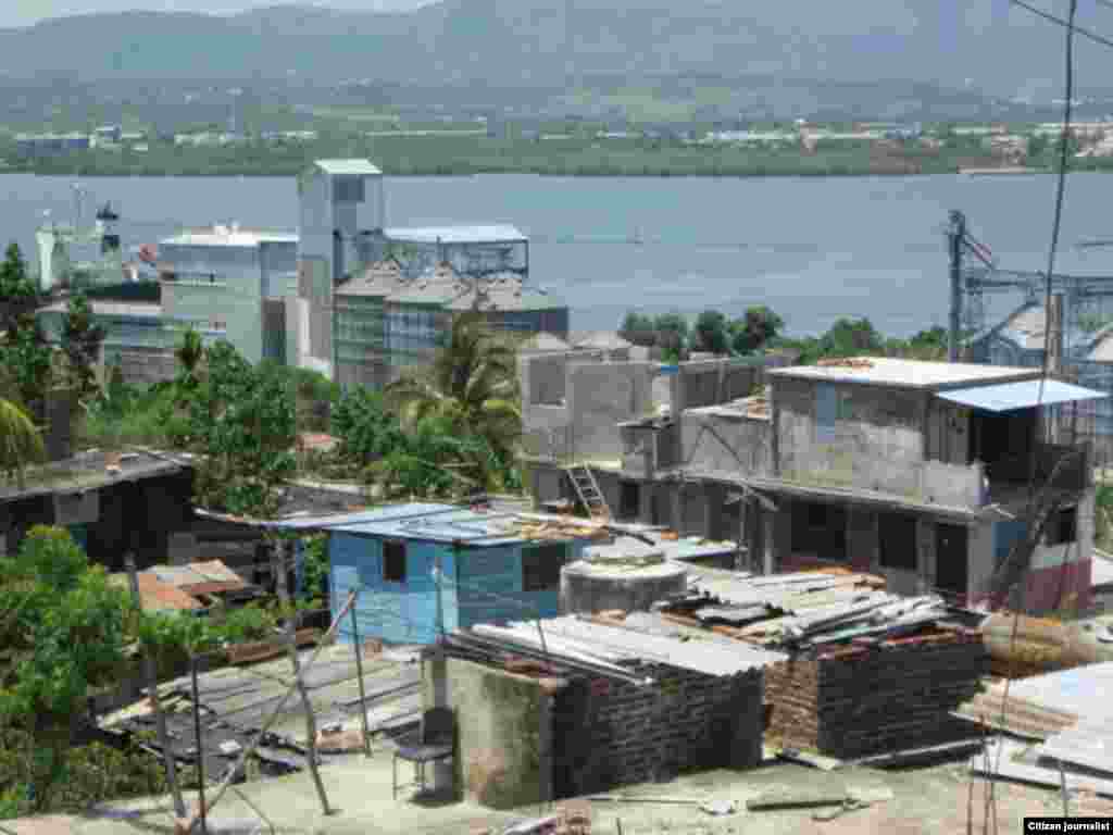 Recorrido por barrios de Santiago de Cuba @libertadorbrea