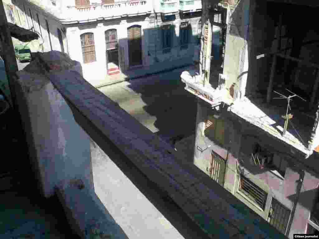 Reporta Cuba Habana edificios Foto Miladis Carnel