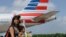 Llegada del vuelo 903 de American Airlines a Cienfuegos, el primero regular de la línea a Cuba en 55 años.