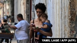 La malnutrición afecta casi al doble de mujeres que de hombres en Cuba.